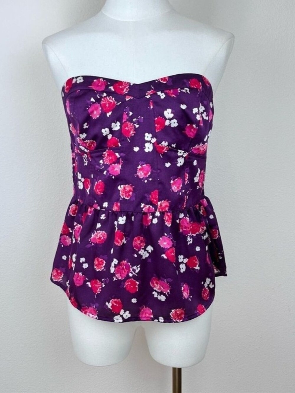 American Eagle Outfitters Purple Floral Strapless Peplum Top